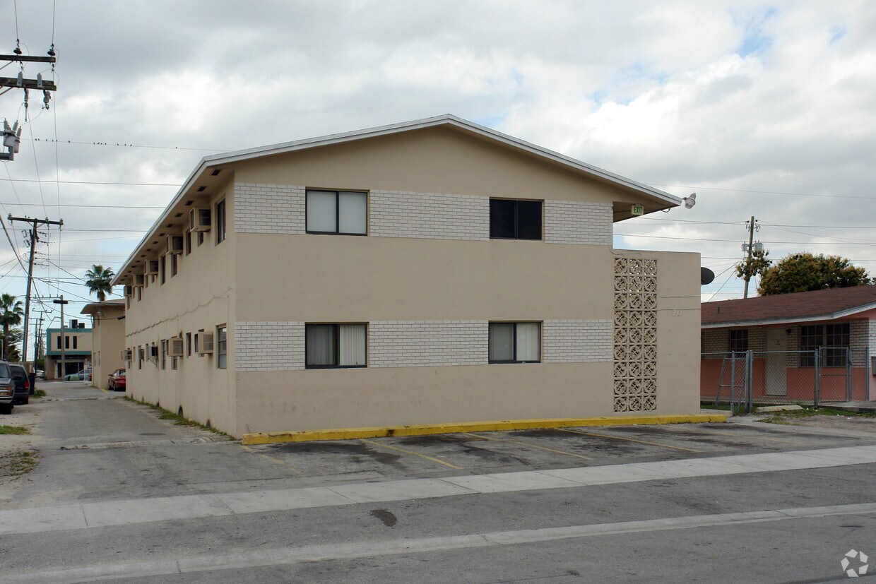 Foto del edificio - 20 W 30th St