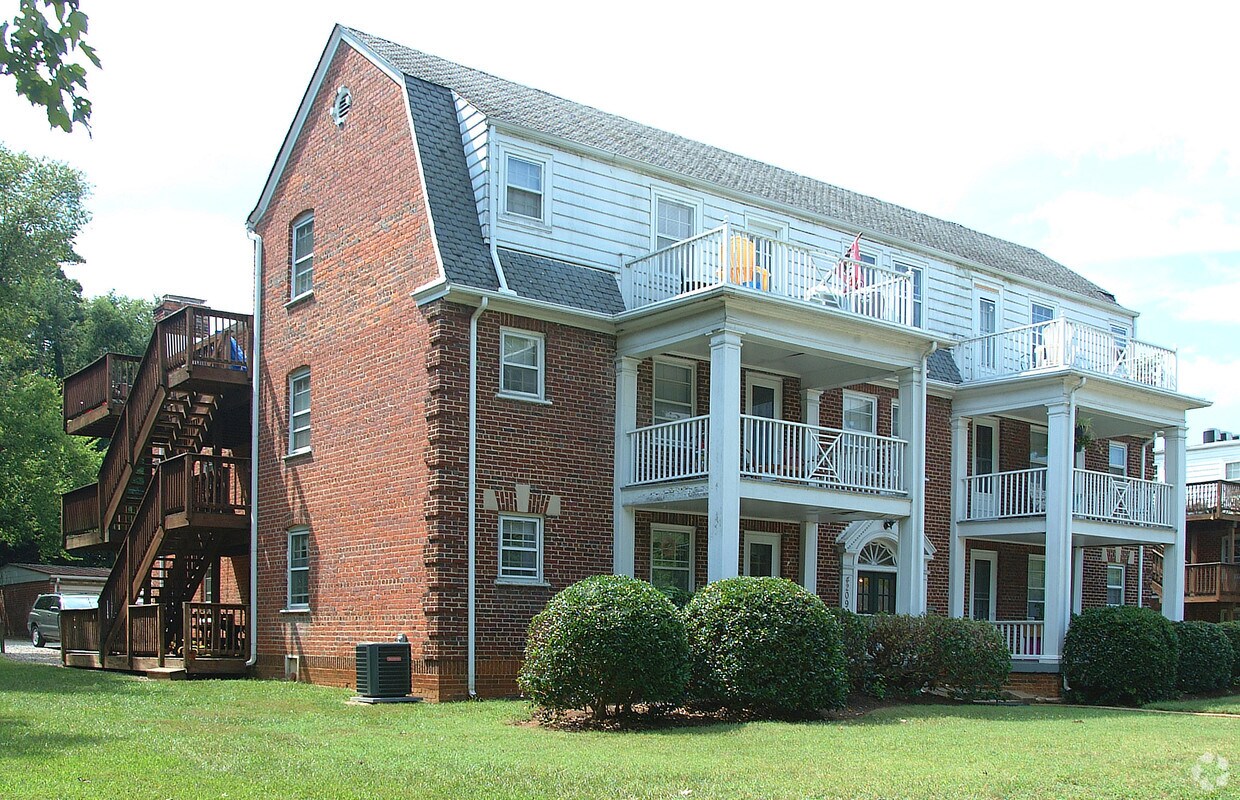 Foto principal - 4209 Grove Ave