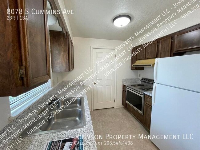 Building Photo - 8078 S Cummins Ave