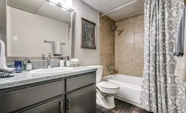 Foto del edificio - 3550 E Overton Rd