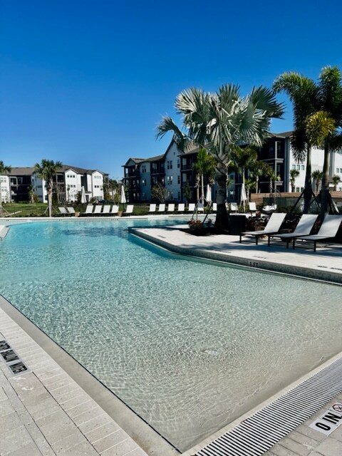 Foto principal - 11812 Walker Pl