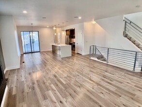 Building Photo - 503 W 2275 N