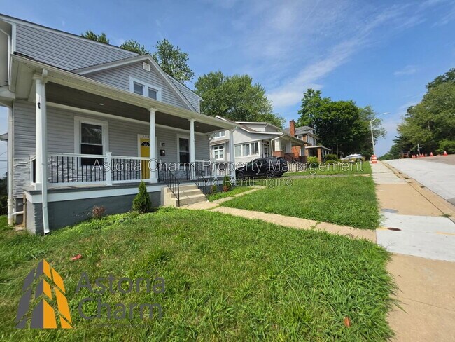 Building Photo - 3909 Fleetwood Ave