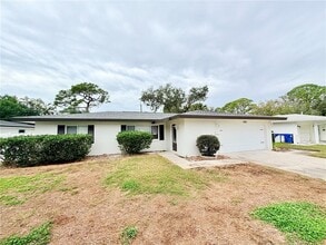 Building Photo - 4866 Huntington St NE