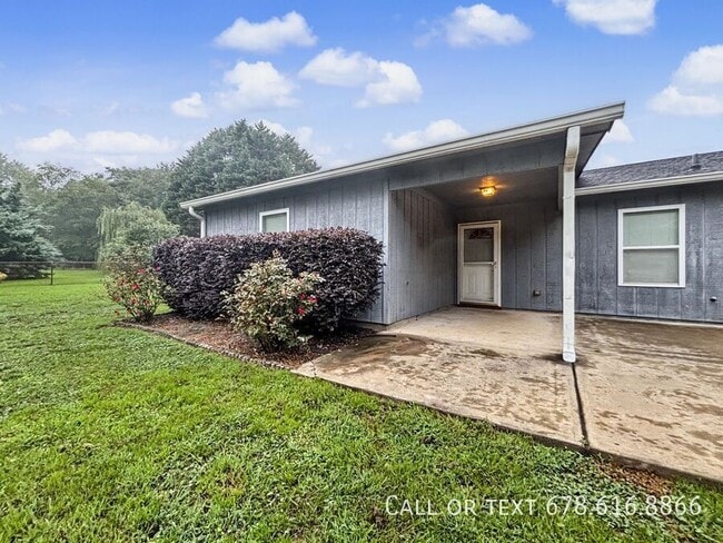 Photo - 560 Lee Byrd Rd-B Apartment