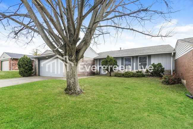 Building Photo - 8615 Baton Rouge Dr