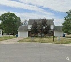 Building Photo - 201 S Woods Ct