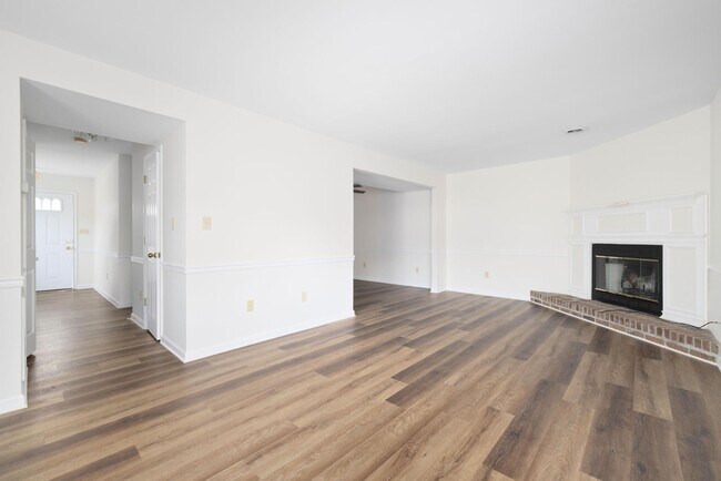 Foto del edificio - 2007 Williamsburg Square