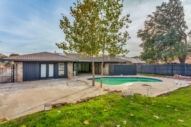 Foto del edificio - 4516 Cinnamon Hill Dr