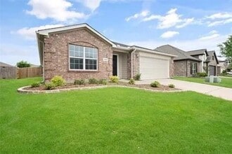 Building Photo - 1404 Swan Ridge Dr