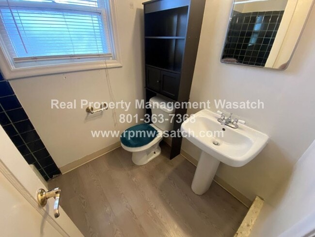 Foto del edificio - 1480 S Green St