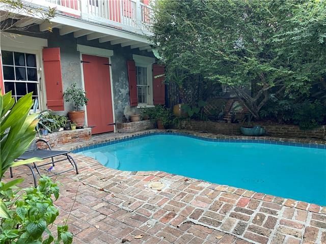 Foto principal - 833 St Ann St