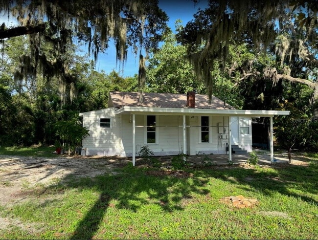 Building Photo - 1318 Neely Dr