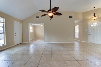 Building Photo - 4035 Green Crest Dr