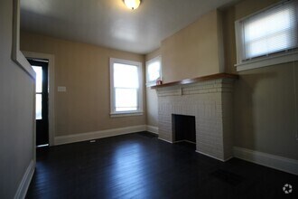Building Photo - 1216 Ann St