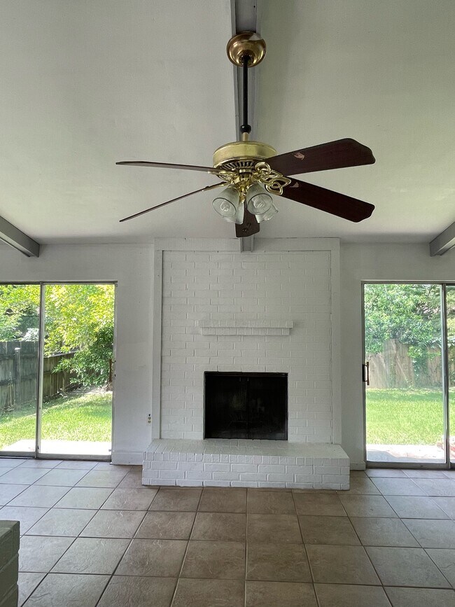 Living room - 13764 Dumaine Ave