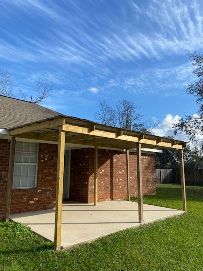 Foto del edificio - AVAILABLE FULL BRICK IN ROBERTSDALE