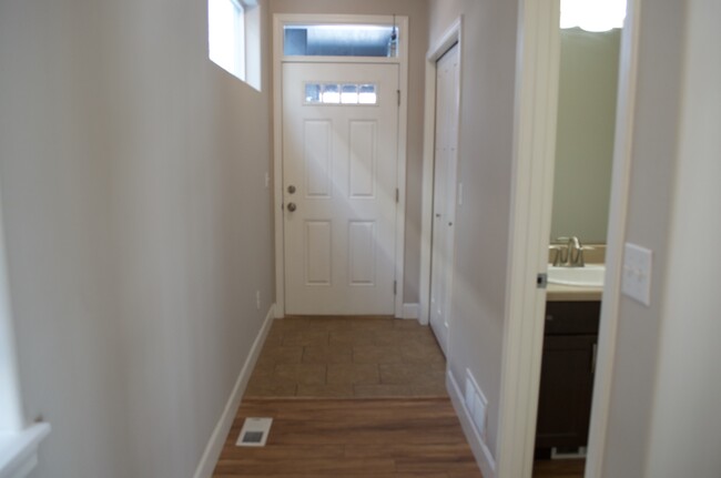 Foto del edificio - 6646 Obrien St