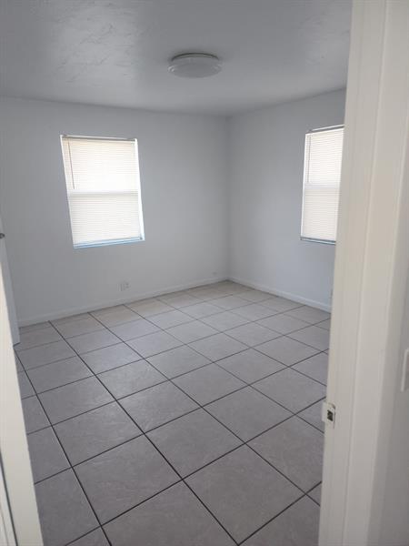 Foto del edificio - 4017 SW 22nd St