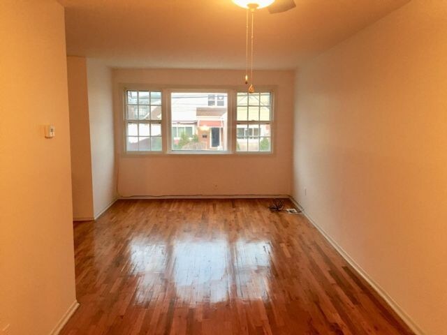 Primary Photo - 241 Beach 122Nd St