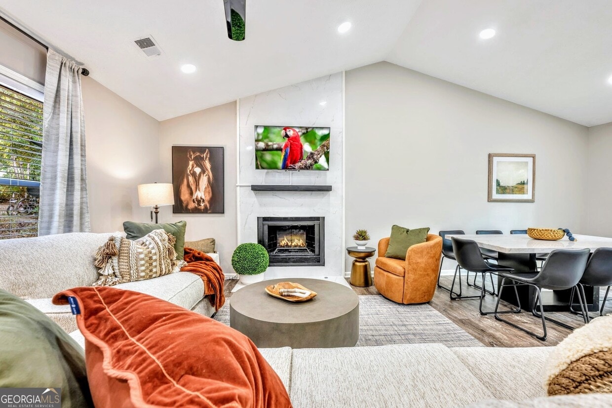 Foto principal - 1440 Glynn Oaks Dr SW