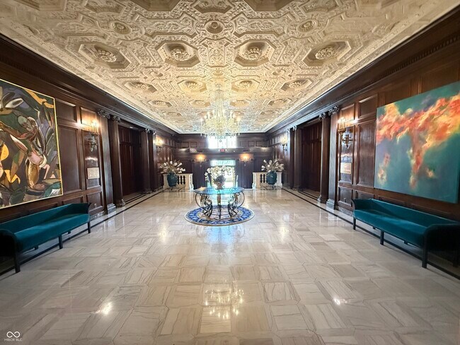 Foto del edificio - 350 N Meridian St