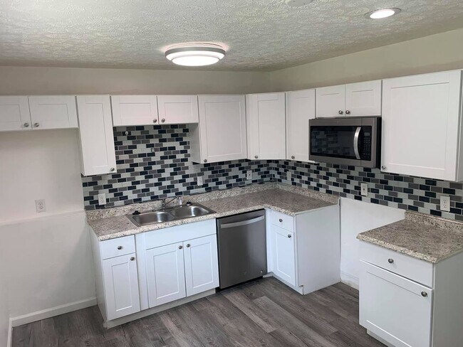 Foto del edificio - 4701 E Livingston Ave