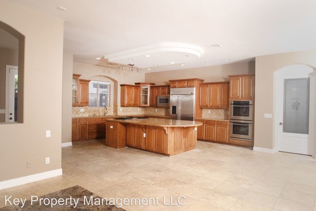 Building Photo - 4 br, 5.5 bath House - 8275 W. Torino Ave