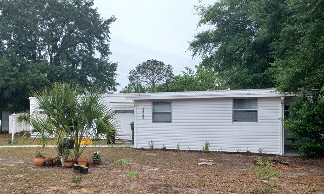 Building Photo - 1721 Timber Ridge Cir