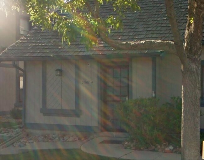 Photo - 2501A S Victor St Townhome