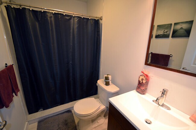 Foto del edificio - 158 Green Ln