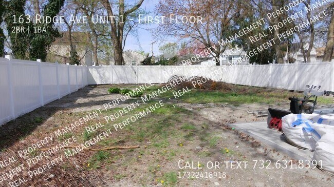 Building Photo - 163 Ridge Ave