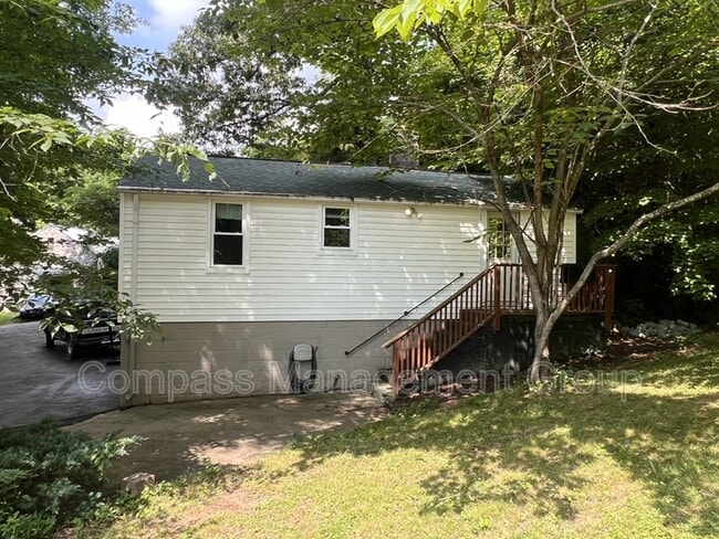 Building Photo - 3607 Boyds Bridge Pike