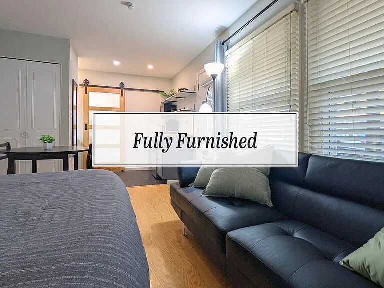 Photo - 1102 S Buckingham