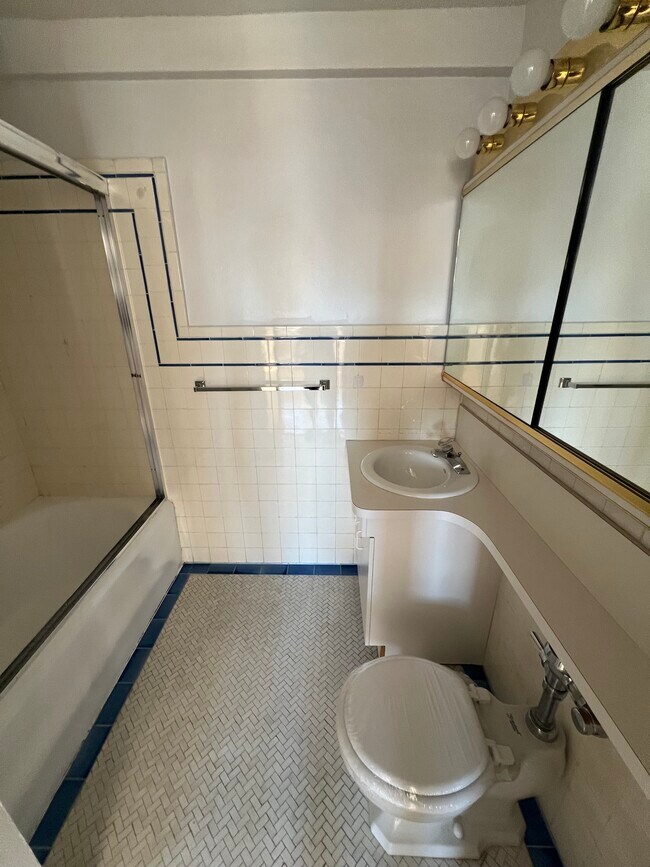 Foto del edificio - 142 E 39th St