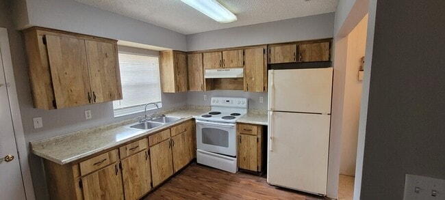 Building Photo - 457 Arapahoe Ave