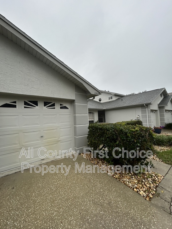 Foto principal - 2525 Stony Brook Ln