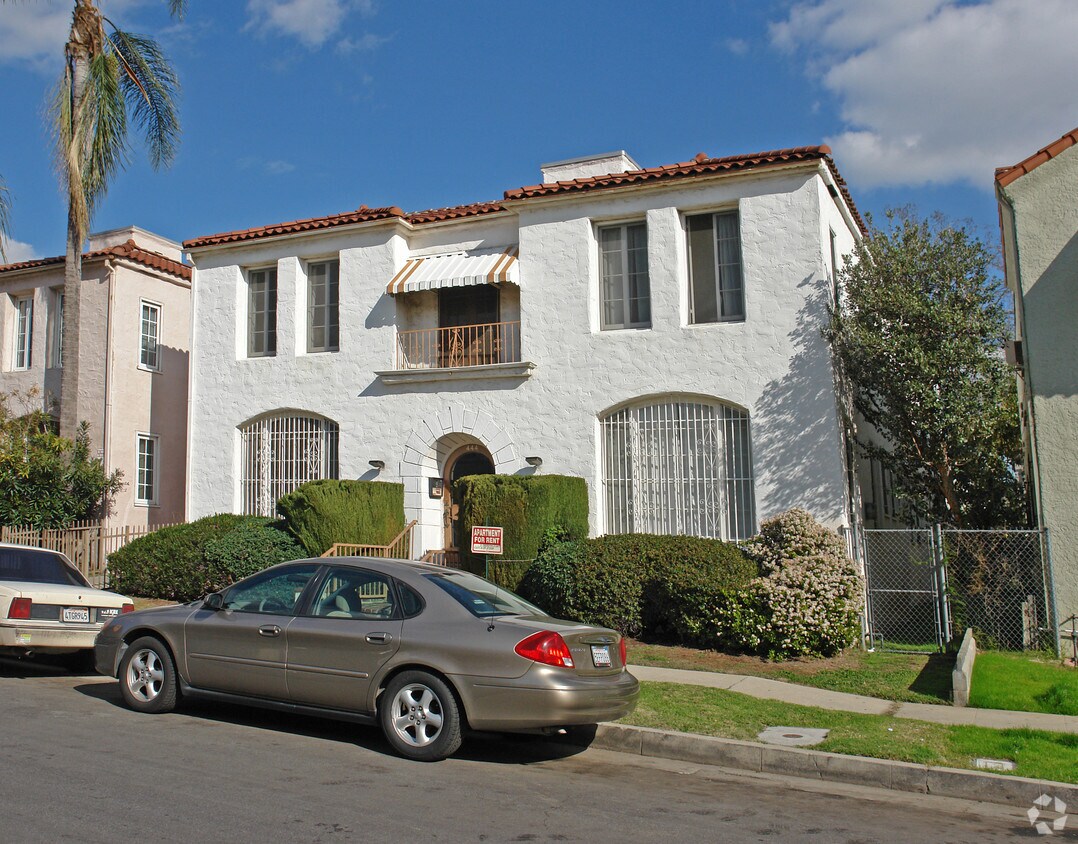 Foto del edificio - 444 N Sierra Bonita Ave