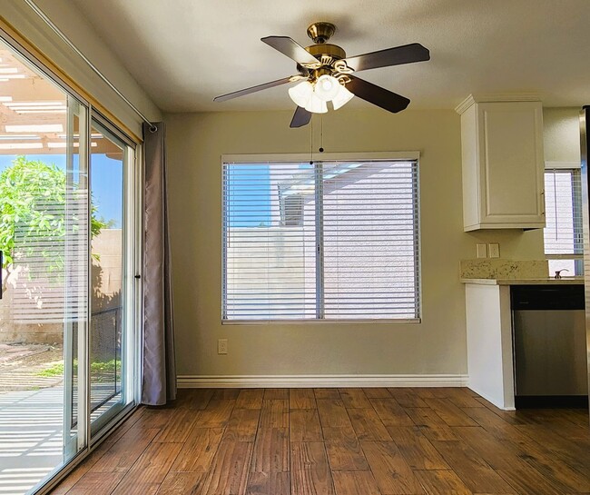 Foto del edificio - Updated Hemet Home, 2Bd, 2Ba, Bonus Room