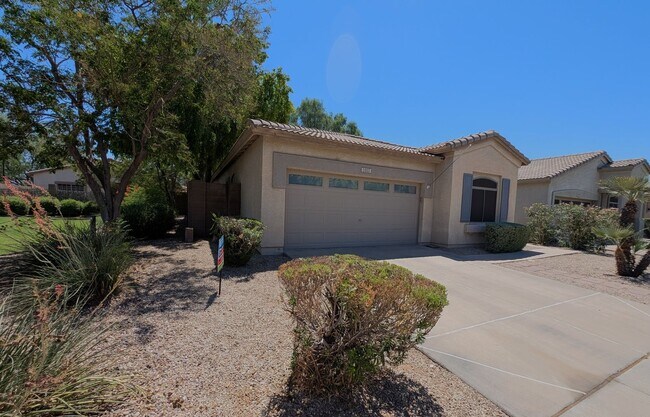 Foto del edificio - 3 Bedroom Home in the Crismon Crossing Com...