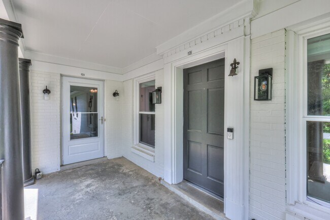 Foto del edificio - 1126 Toddington Dr