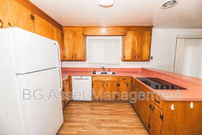 Foto del edificio - 1011 Manor Rd