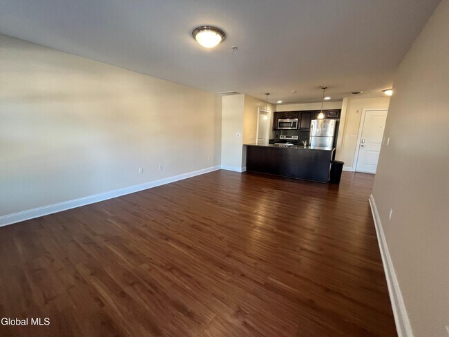 Foto del edificio - 74 Weibel Ave