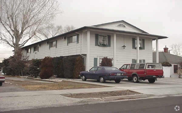 Primary Photo - 135 W Arroyo St