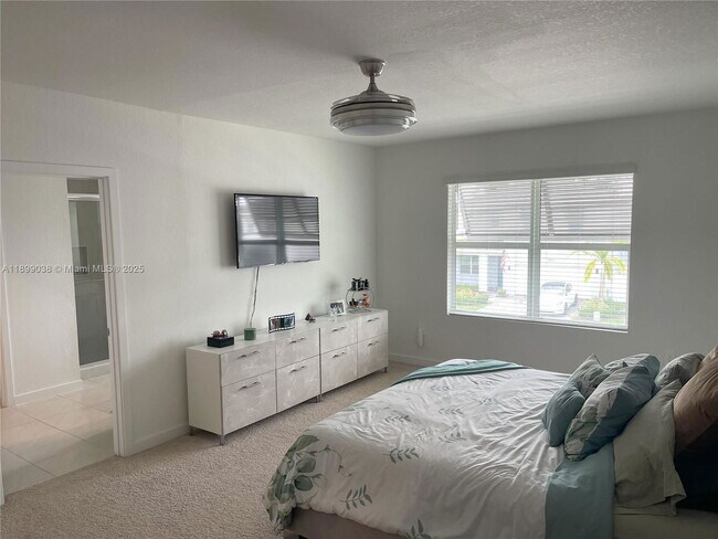 Foto del edificio - 12937 SW 265th Terrace