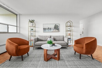 Building Photo - 41 Warrender Ave