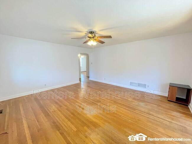 Foto del edificio - 2434 Alder St