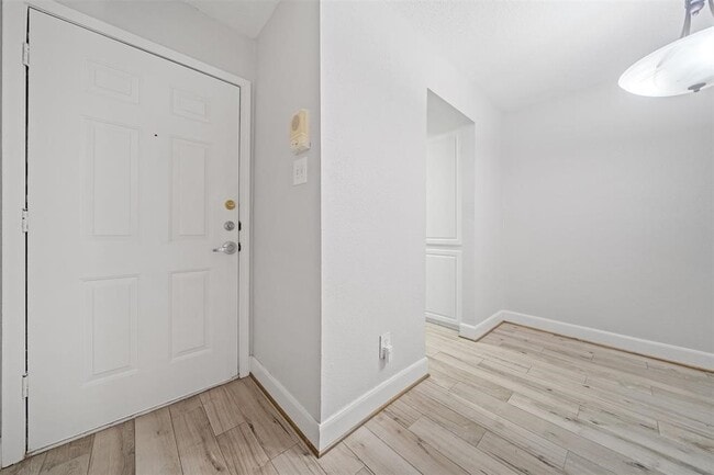 Foto del edificio - 2277 S Kirkwood Rd