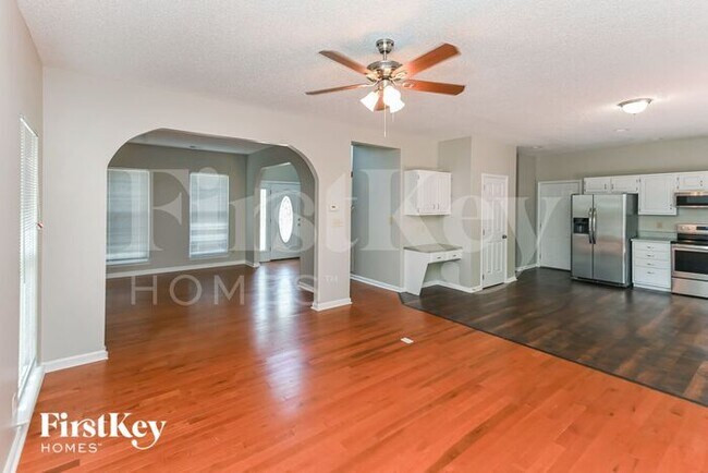 Foto del edificio - 2603 Yarrow Rd