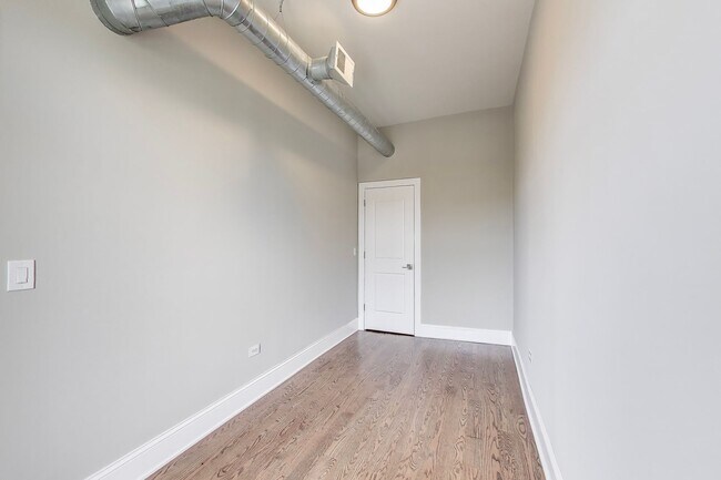 Foto del edificio - 1429 W. Grand(AKA 1117 Hoyne)